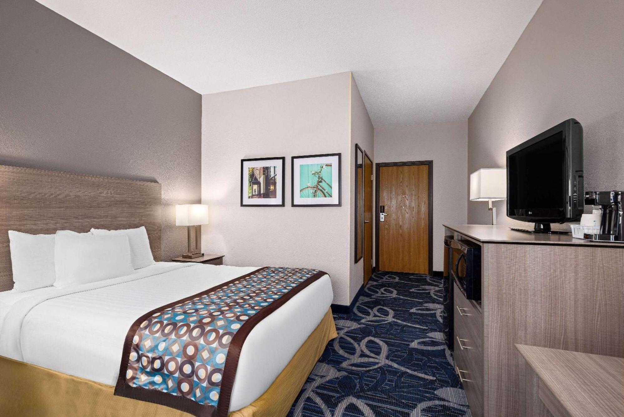 Hotel Baymont By Wyndham Waterloo Zewnętrze zdjęcie